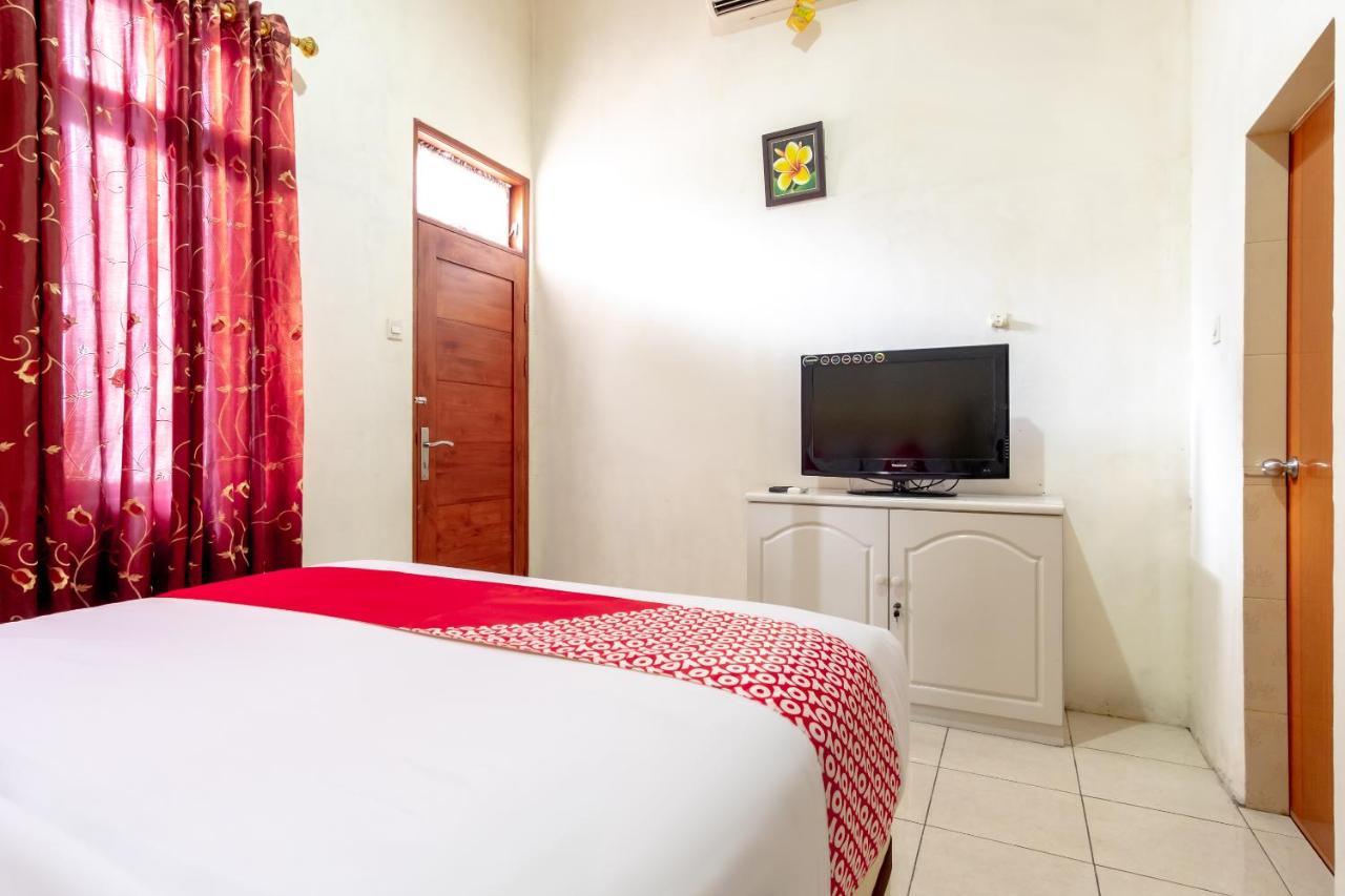 Oyo 2777 Sleepover Sei Serayu Medan Luaran gambar